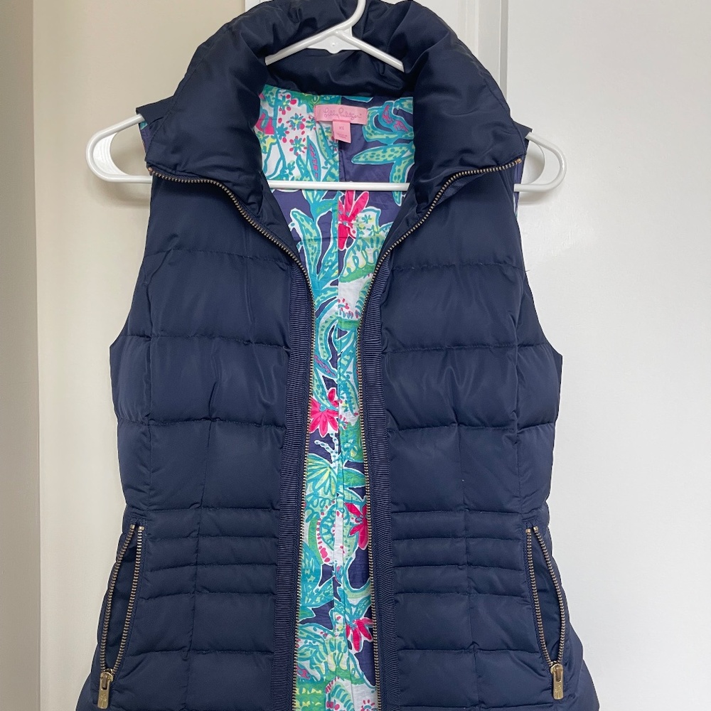 Lily Pulitzer Navy Puffer Vest - Size XS
